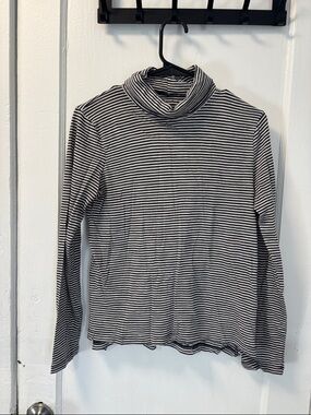 Madewell Black and White Striped Turtleneck Long Sleeve Top size small